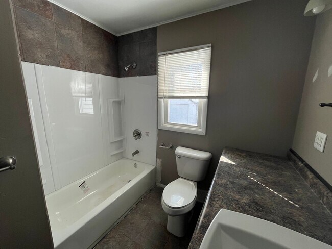 Foto del edificio - 818 9th Ave