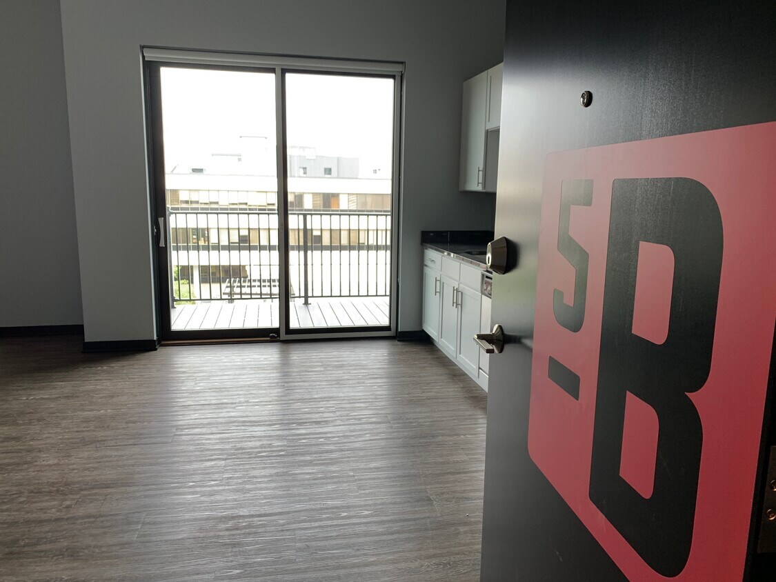 Foto principal - 1222 P St