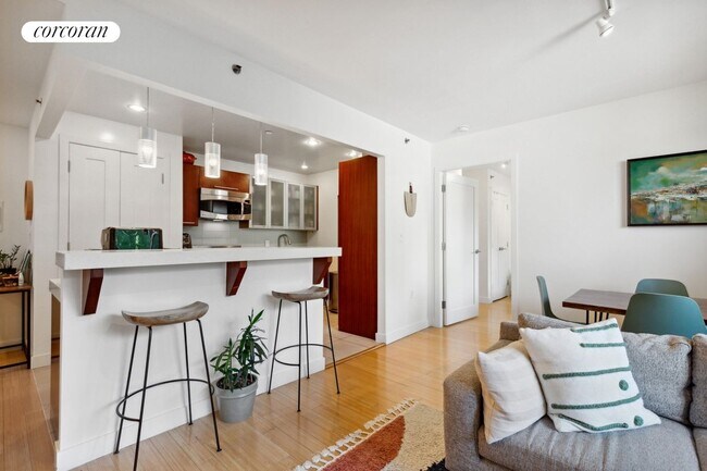Foto del edificio - 301 W 115th St