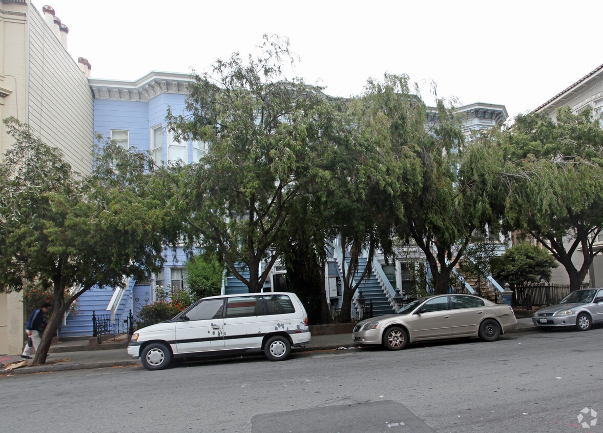 Building Photo - 577-579 Capp St