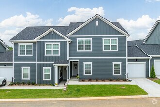 Building Photo - Anchor Point