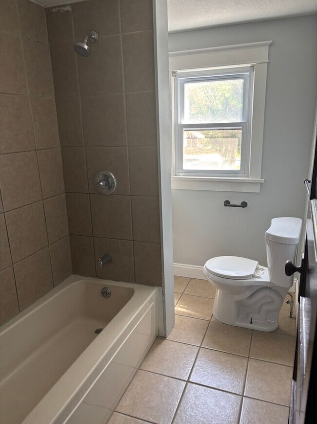 Foto del edificio - 3BR Single Family Rental  - Walk to Downto...