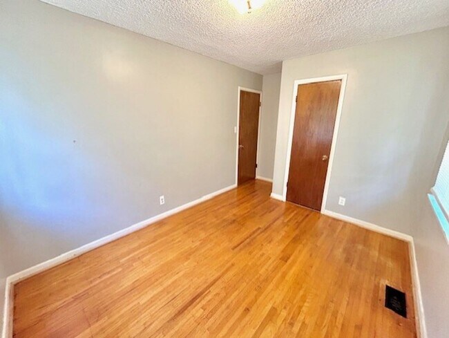 Foto del edificio - 1709 NW Morningside Dr