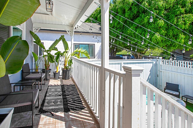 Building Photo - 1842 Kearney Ave