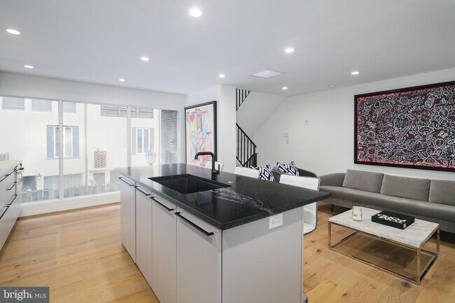 Foto del edificio - 1126 Lombard St