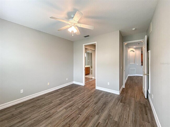 Building Photo - 10138 Willow Grove Ct