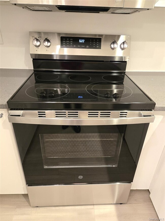 Building Photo - 90 Firwood Rd