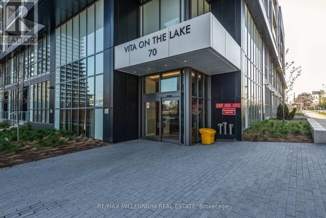 Building Photo - 70 Annie Craig Dr