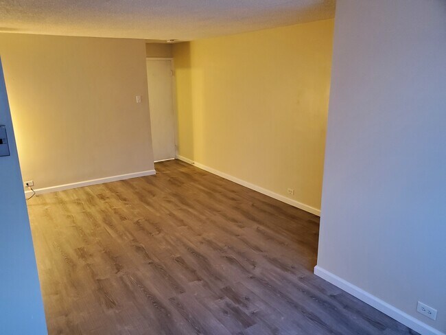 Building Photo - 2225 Buchtel Blvd