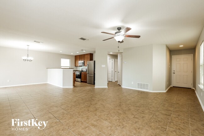 Building Photo - 5010 Sunview Valley