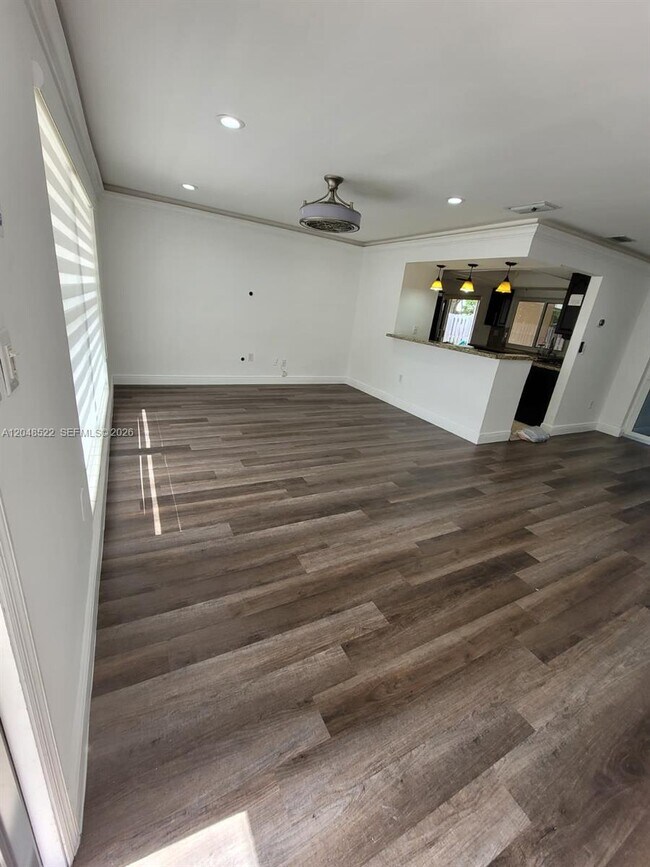 Foto del edificio - 8461 NW 27th Pl