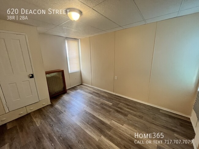Building Photo - Beautiful 3-bedroom, 2-bathroom home nearb...