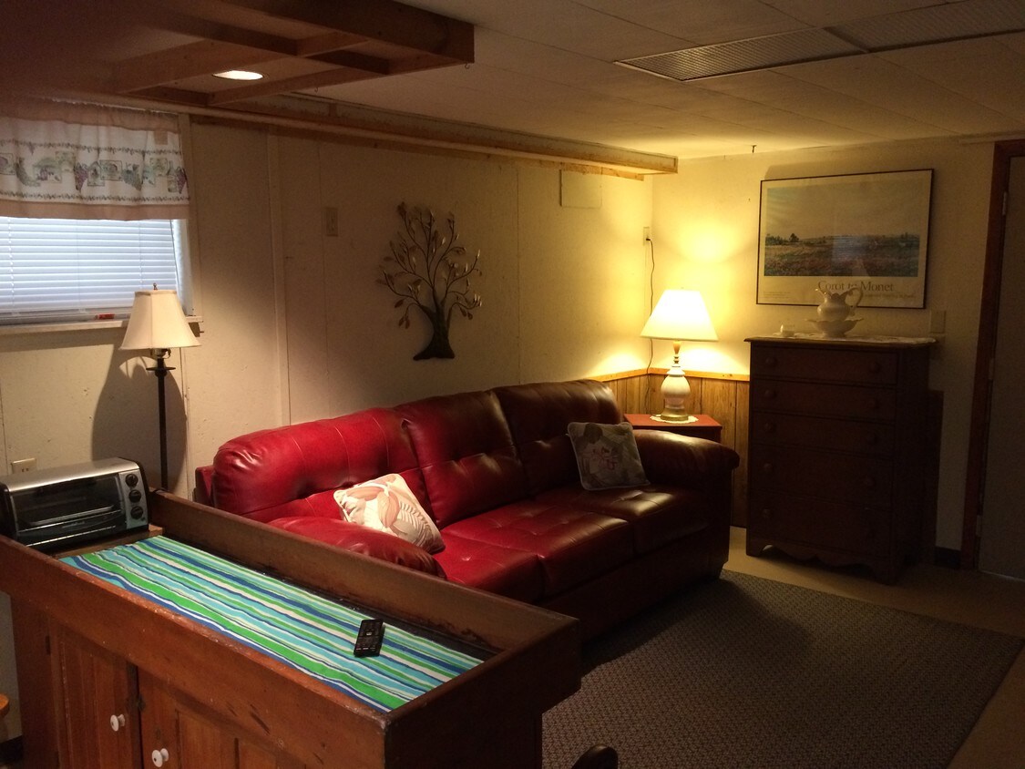 Queensize Sofa Bed - 804 Waterloo Geneva Rd