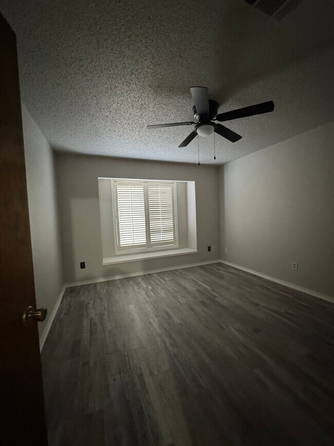 Foto del edificio - 8608 Geneva Ave