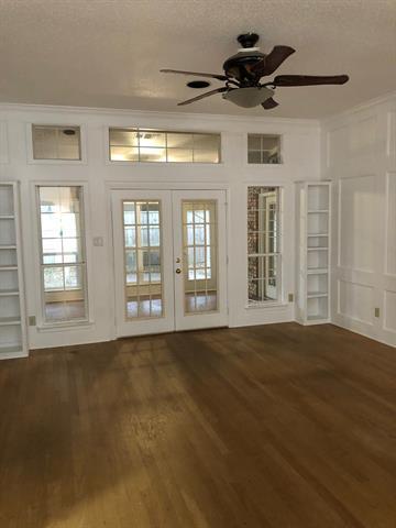 Foto del edificio - 5311 Altacrest Ct