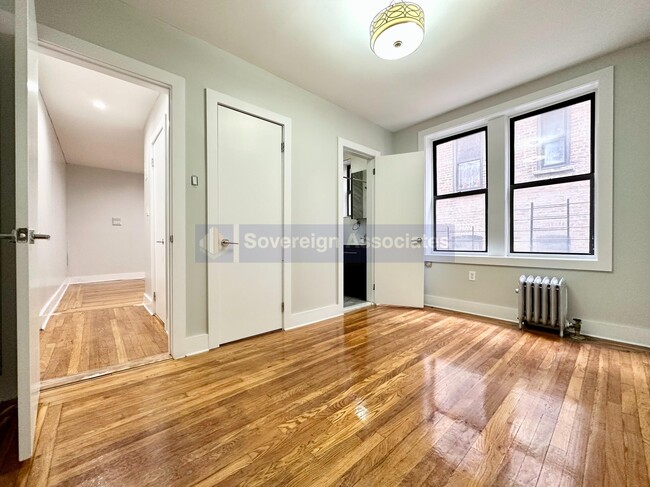 Foto del edificio - 564 W 189th St