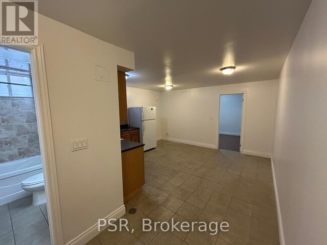 Building Photo - 349-349 Northcliffe Blvd