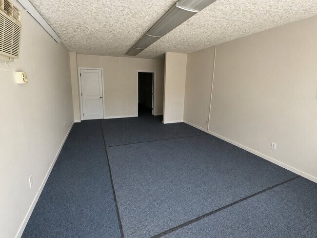 Foto del edificio - 106 N Denver Ave