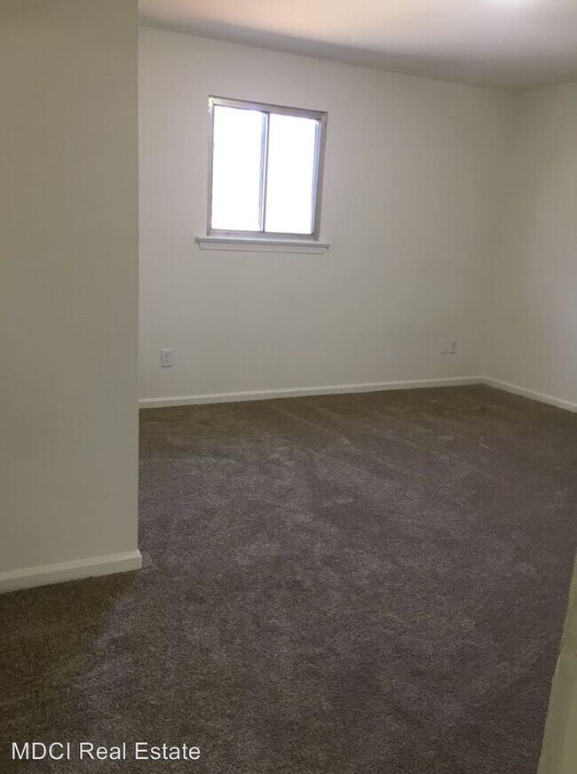 717 Sterling Rd SW, Roanoke, VA 24014 Room for Rent in Roanoke, VA