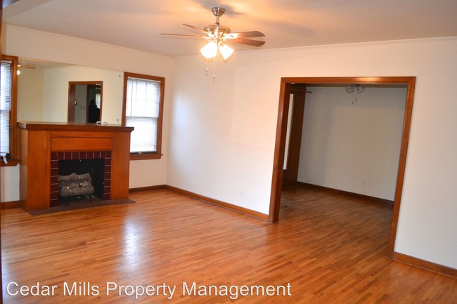 Building Photo - 3 br, 2 bath House - 803 N. Terrace