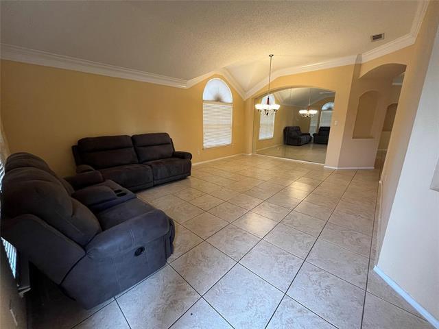 Building Photo - 1120 Deer Valley Ln