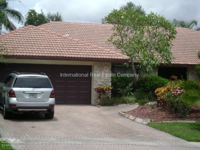 Building Photo - 7197 Encina Ln