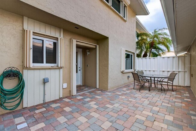 Foto del edificio - 6660 Cape Hatteras Way NE