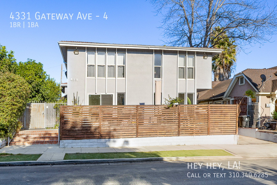 Primary Photo - Silver Lake Apartment | One Bedroom | In U...