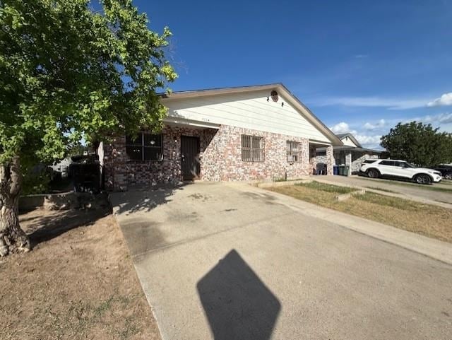 Foto principal - 209 Allen Dr