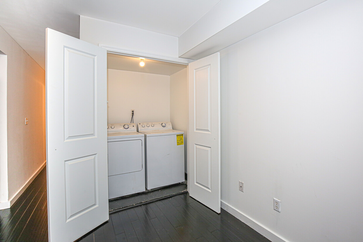 Foto principal - 1312 Putnam Ave