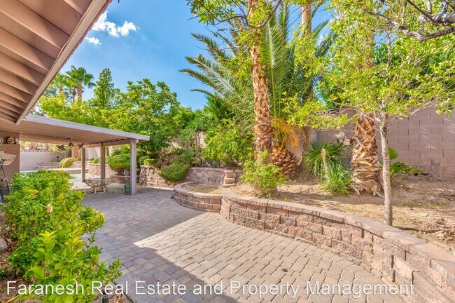 Building Photo - 3 br, 2 bath House - 6476 Scotch Pine Cir