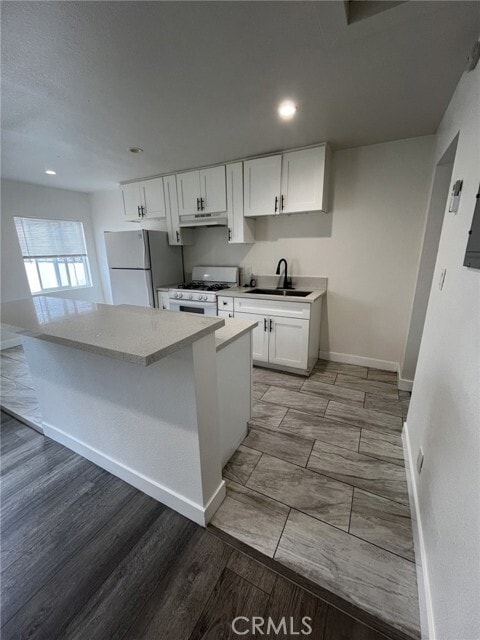 Building Photo - 4518 Normandie Ave