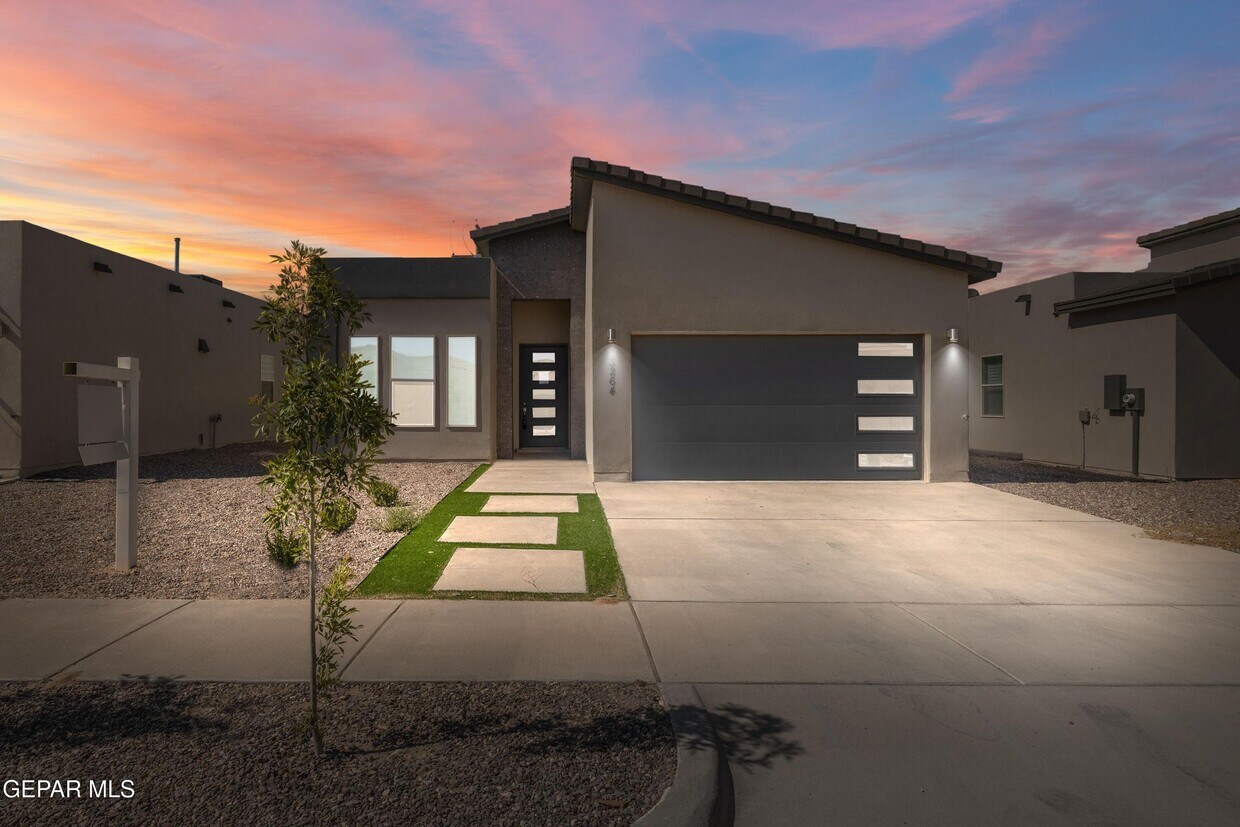 Foto principal - 13268 Coldham St