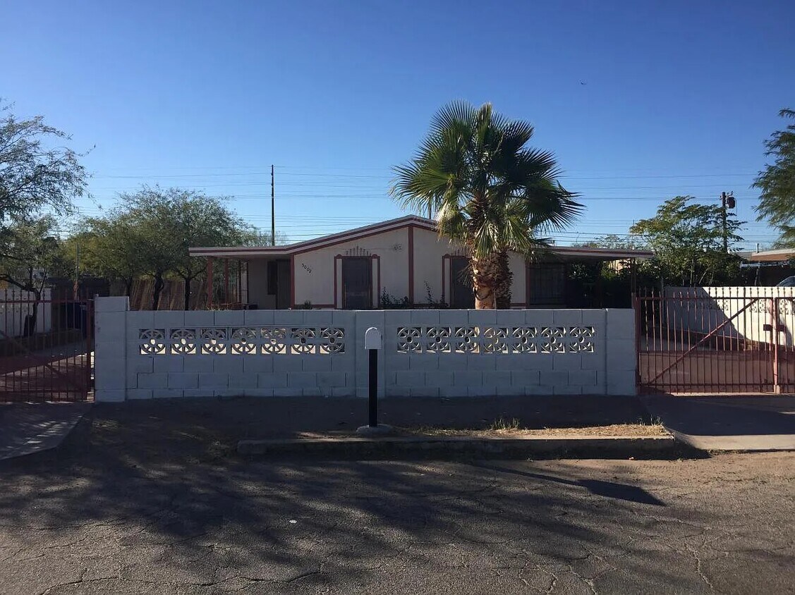 Foto principal - 5002 S 11th Ave