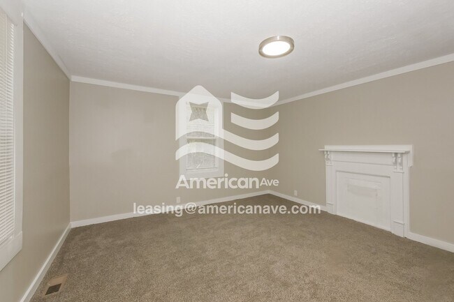 Building Photo - 3513 3rd Ave