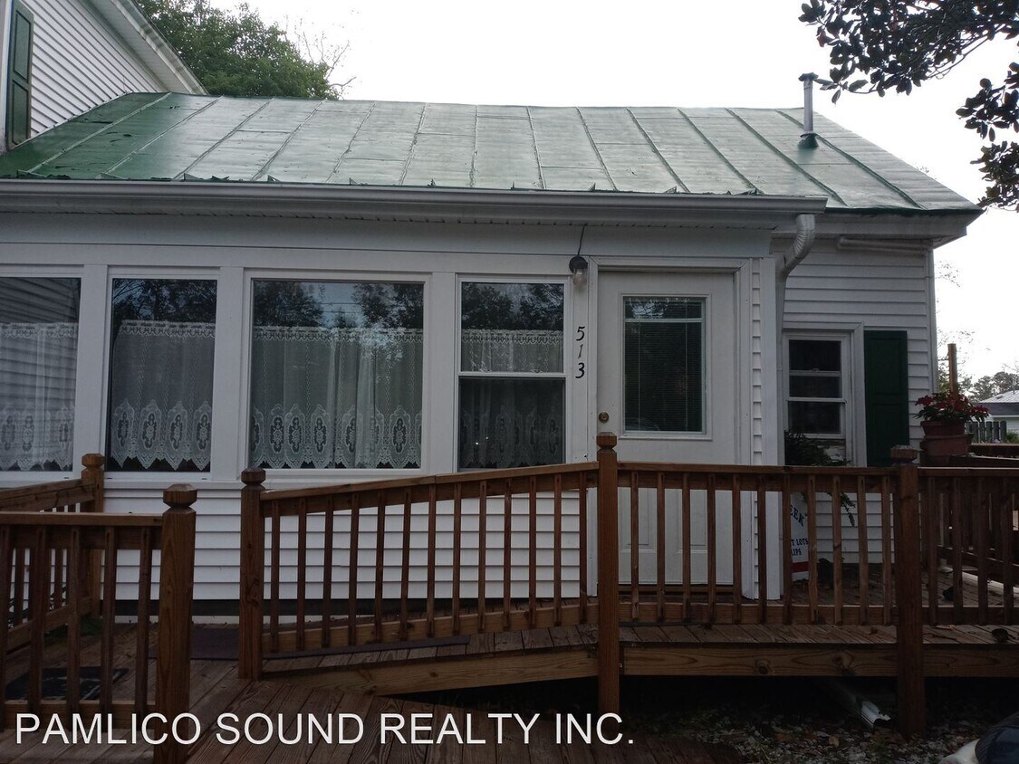 Primary Photo - 3 br, 2 bath House - 513 Academy Street