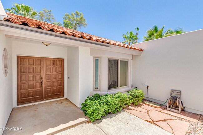 Foto del edificio - 2247 N Linda