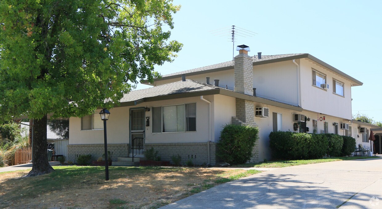 390 Wales Dr, Folsom, CA 95630 Apartments in Folsom, CA