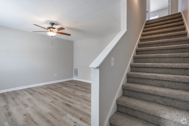 2BR, 1.5BA - 1,083SF - Westshire Townhomes