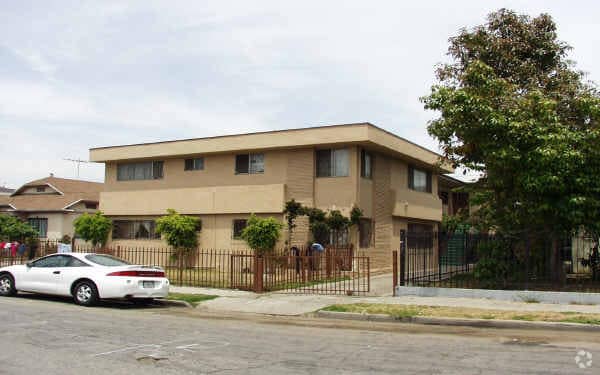 Building Photo - 4238 S Grand Ave