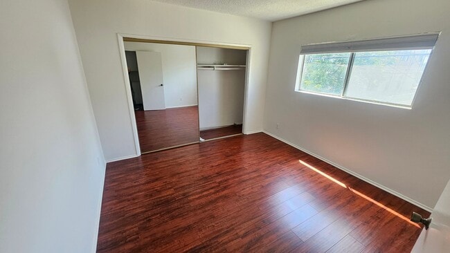 Building Photo - 323 N Rampart Blvd
