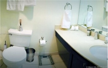 Foto del edificio - 251 174th St