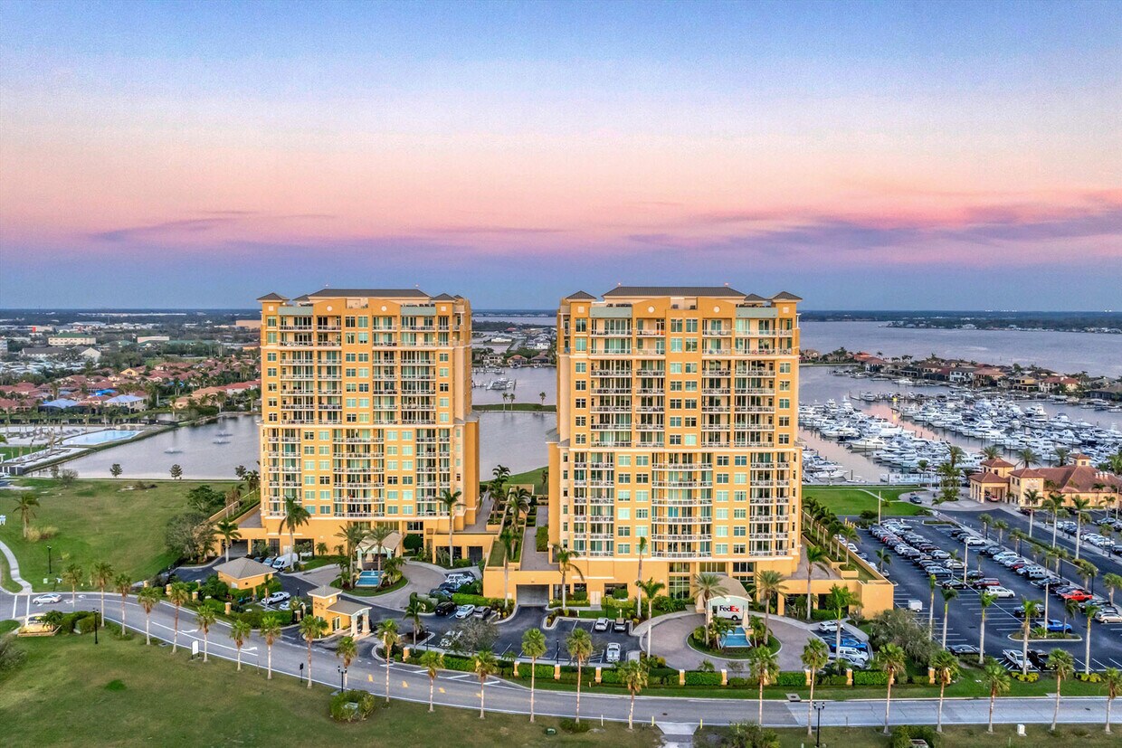 Foto principal - 130 Riviera Dunes Way