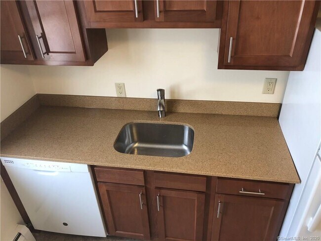 Foto del edificio - 117 Sheldon Terrace