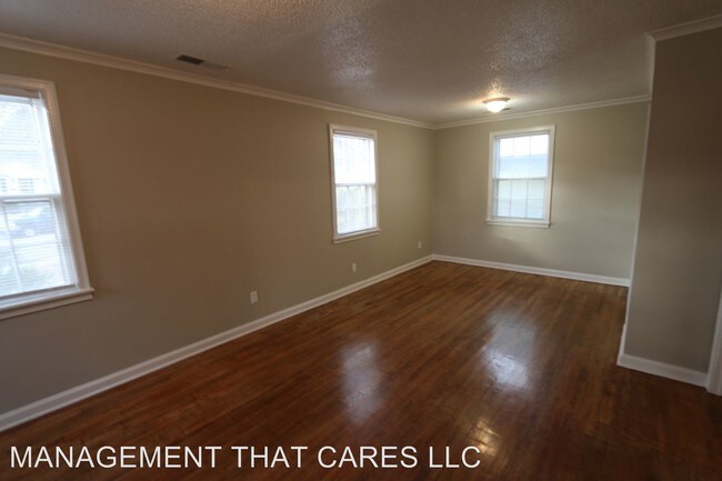 Building Photo - 860 Tatum Rd