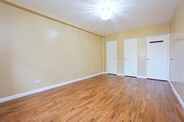 Primary Photo - 540 Ocean Pkwy
