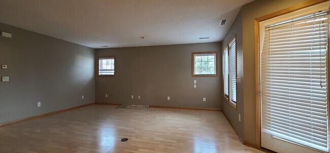 Foto del edificio - 1620 Hunter Hill Rd