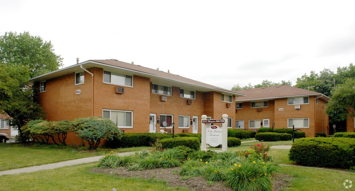 Primary Photo - North Meadows Townhomes