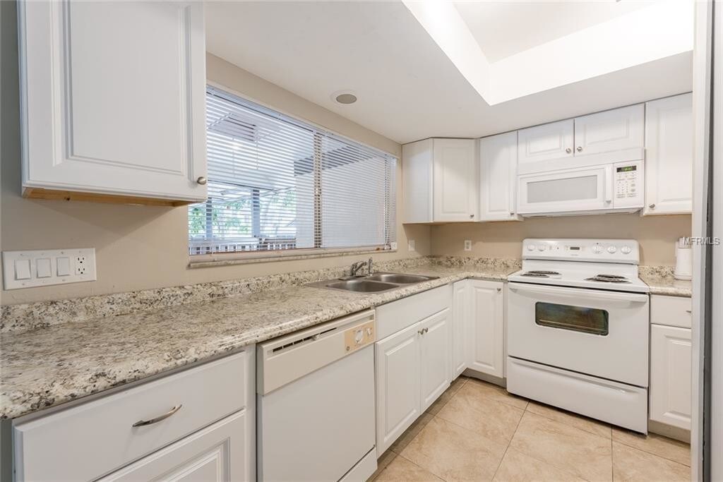 Foto principal - 5431 Brookswood Way