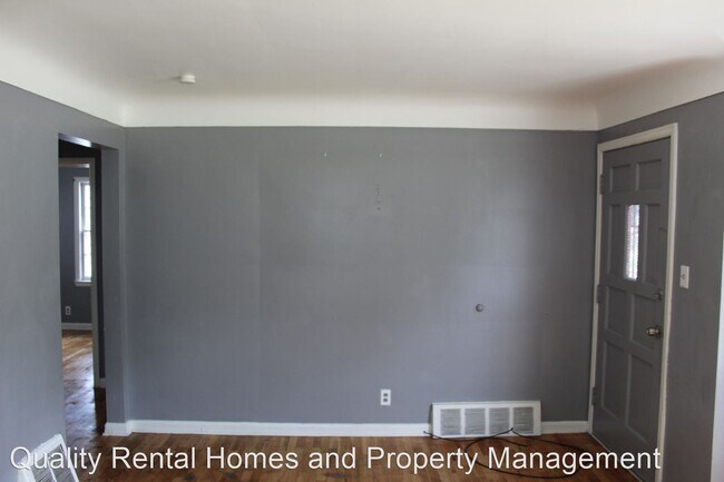 Foto del edificio - 3 br, 1 bath House - 972 Johnson Ave